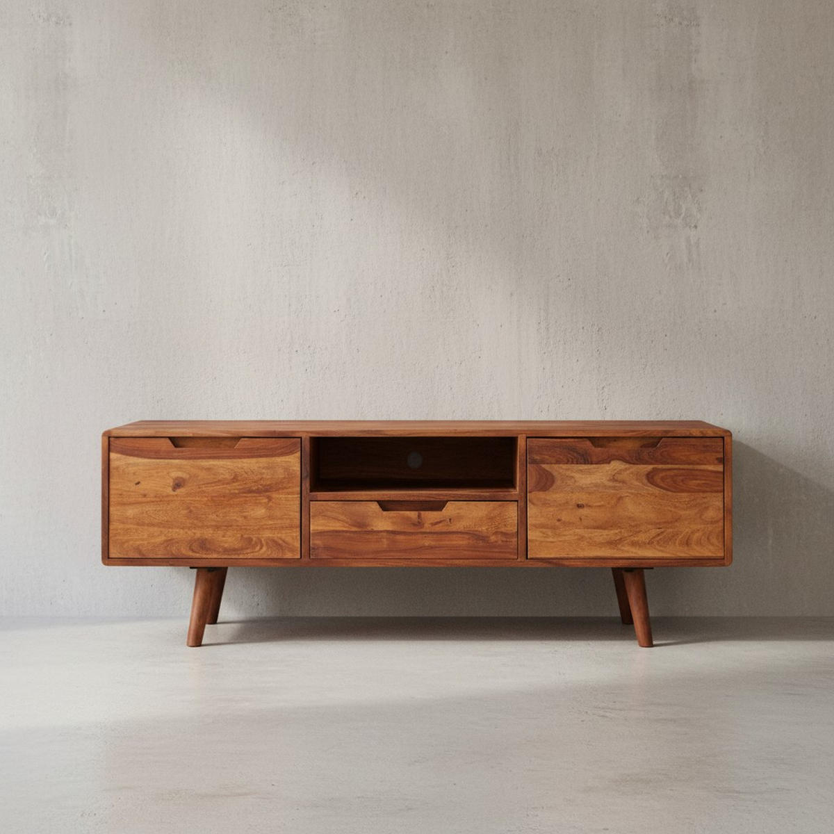 LOWBOARD Massivholz Landhausstil mit Stauraum Handgefertigt - Braun, Holz (135/51/45cm) - KADIMA DESIGN