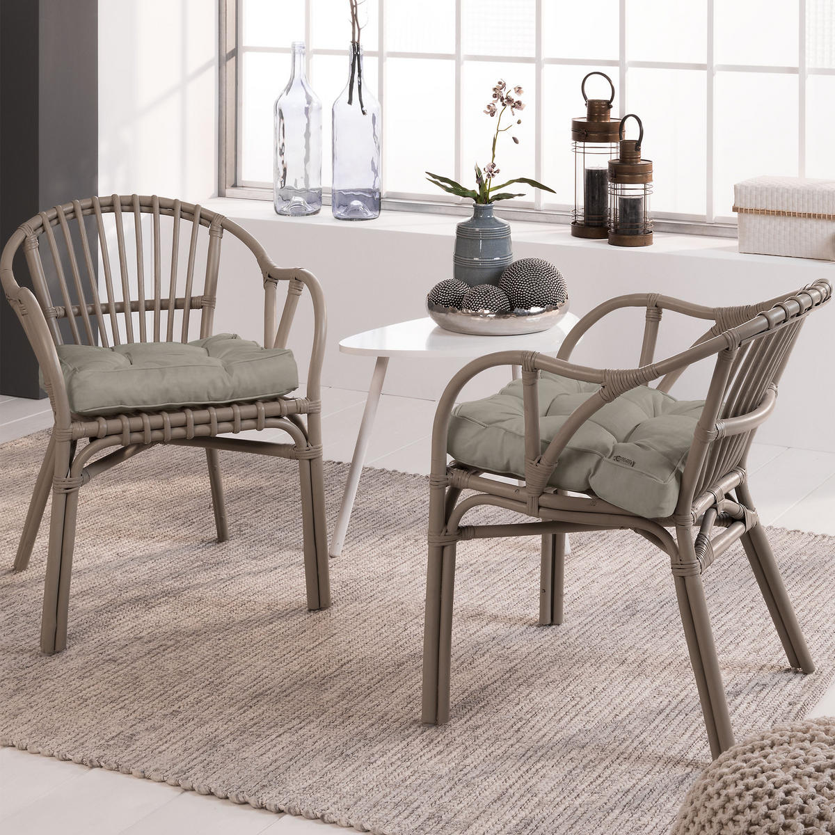 LOUNGEKISSEN Flair Outdoor Sitz 50/50/10cm Hellgrau - Hellgrau, Textil (50/10/50cm) - Beautissu 