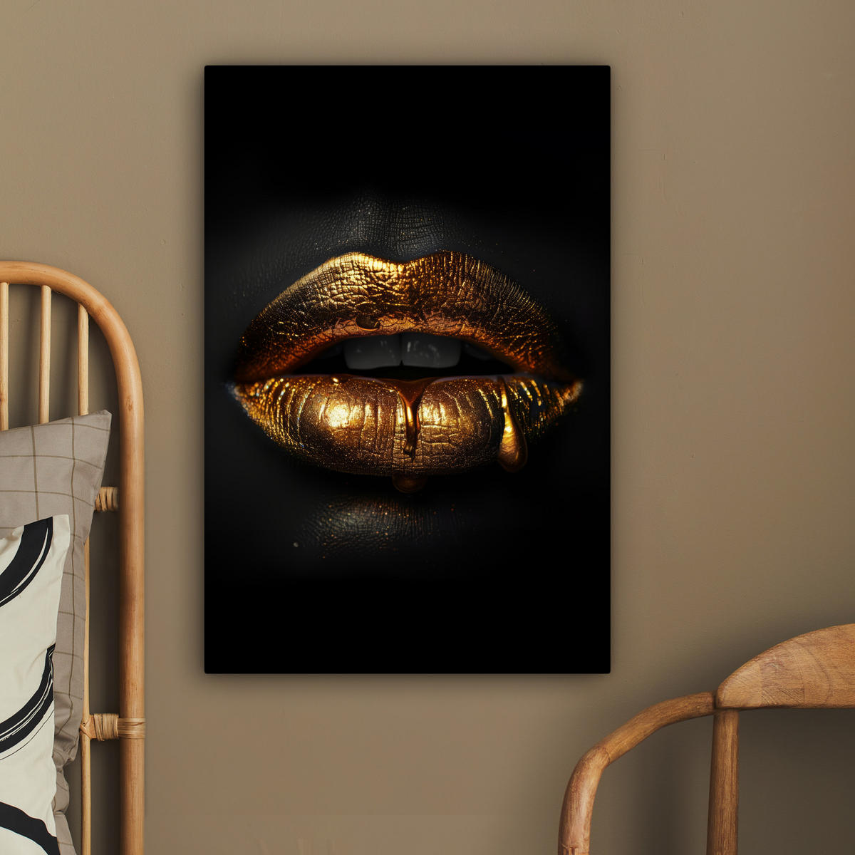 LEINWANDBILD Frau - Porträt - Lippen - Gold - Schwarz 60x90 cm - Schwarz, Textil (60/90cm) - MuchoWow