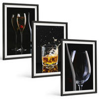 BILDER SET 3er Set - 40x60 cm Schwarzer Rahmen - Weingläser und Whiskygläser auf schwarzem Hintergrund - Schwarz, Kunststoff (40/60cm) - TULUP