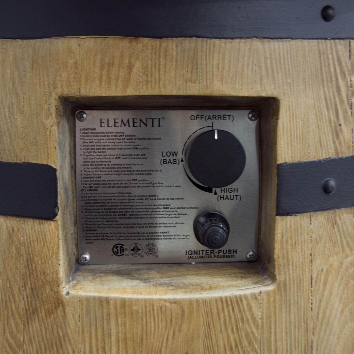 FEUERTISCH LAFITE Bartische aus GF-Beton - 2-tlg. Set inkl. Glasumrandung - Naturfarben, Naturmaterialien (122/110/122cm) - Elementi