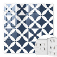 SCHLÜSSELBOX Weiß 30x30 cm – Türöffnung nach rechts - Geometrische Eleganz - Dunkelblau, Metall (30/30/5cm) - TULUP