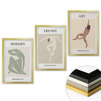 WANDBILDER 3er Set - 40x60 cm Goldrahmen - Stilvolle Charaktere im Minimalismus - Goldfarben, Kunststoff (40/60cm) - ArtPrintCave