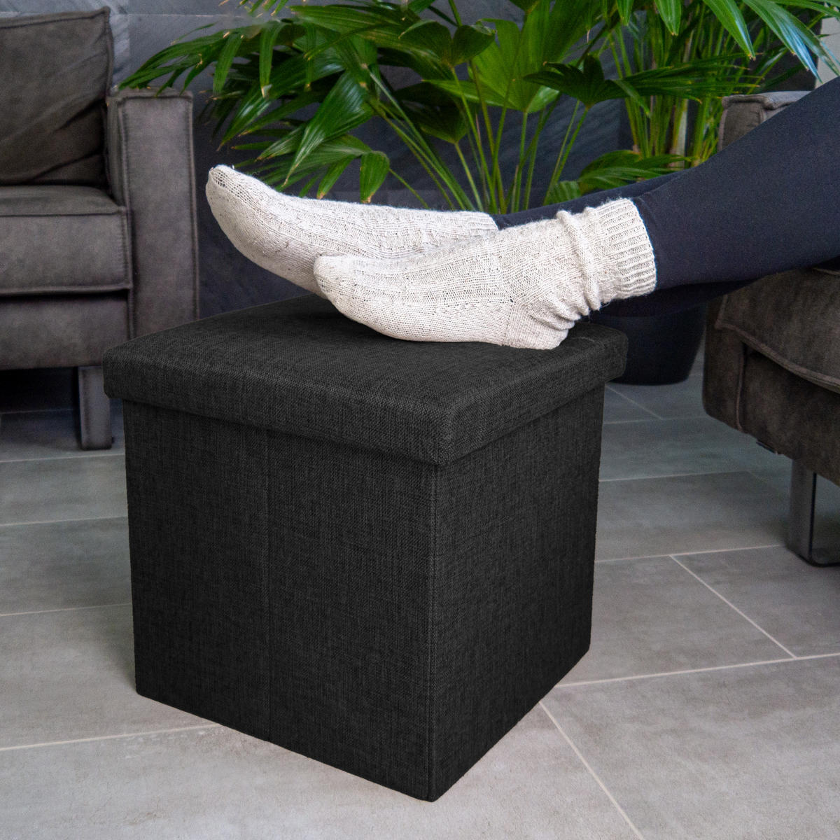 SITZBOX mit Stauraum 30/30/30 cm (Schwarz) - Schwarz, Textil (38/38/38cm) - Intirilife