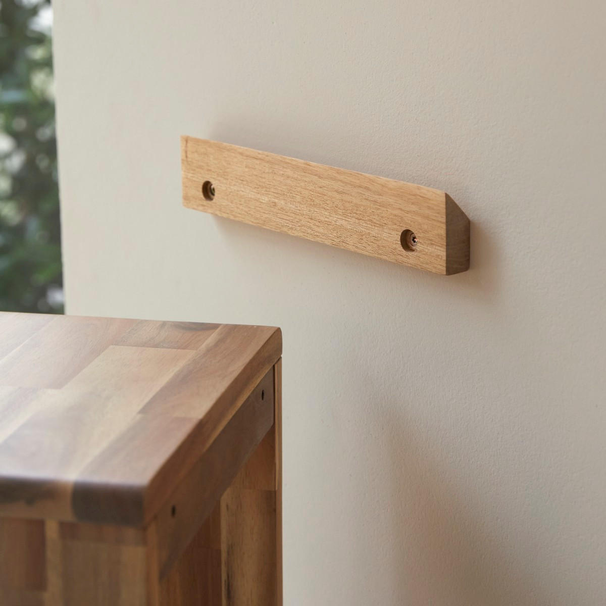 HOCHSCHRANK Lila Natur aus Akazie - Naturfarben, Holz (30/130/30cm) - Tikamoon