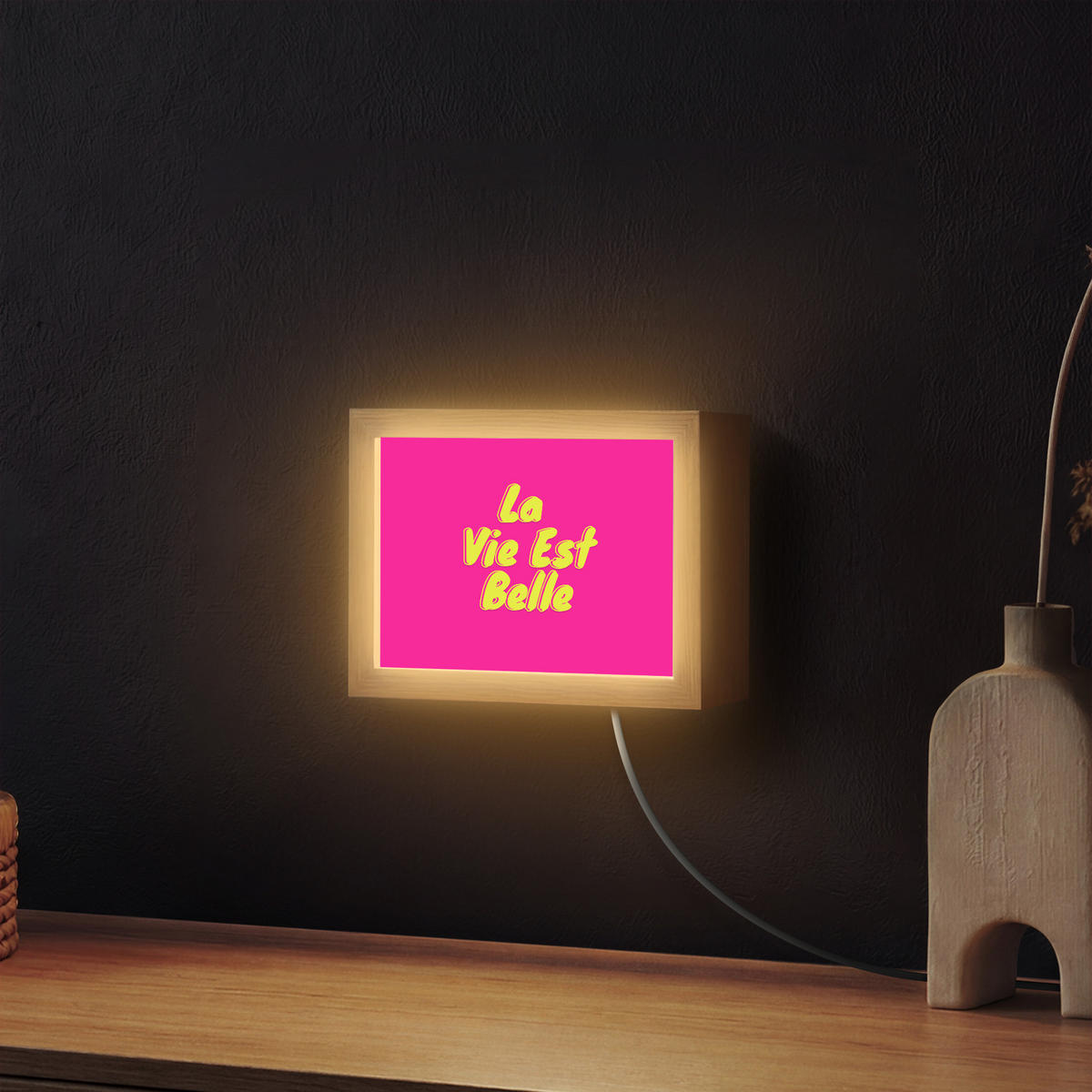 NÁSTĚNNÁ LAMPA Citace - Retro - Pink 20x15 cm - růžová, kompozitní dřevo (20/15/8cm) - OnlyWow