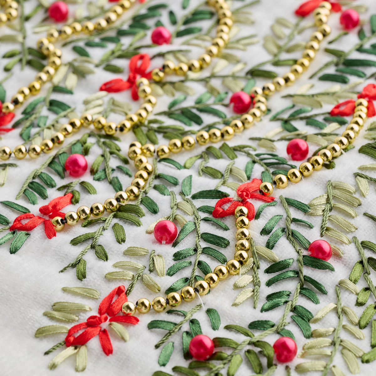 TISCHLÄUFER Bestickter ARVORE, 40x180 cm, Weiß, Weihnachten Deko Tischdecke, Christmas - Weiß, Kunststoff (180/40/1cm) - home&you