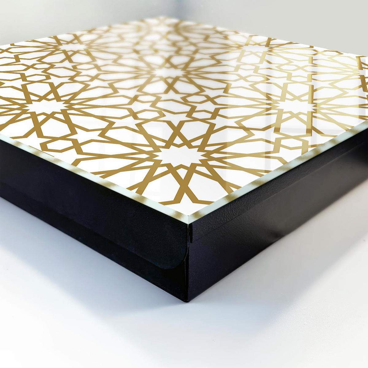 SCHLÜSSELBOX Schwarz 30x30 cm- Türöffnung nach rechts - Geometrisches Muster - Weiß, Metall (30/30/5cm) - TULUP