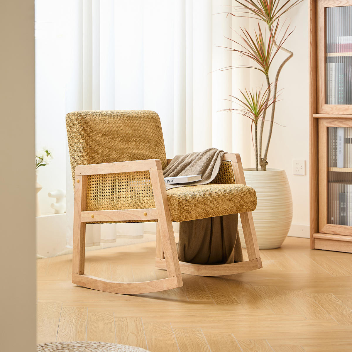 SCHAUKELSTUHL Holz Rattan Gelb - Gelb, Holz (59/76/67cm) - Nordlys