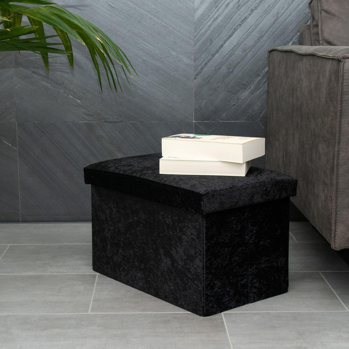 SITZBOX Faltbar mit Samtbezug 49/30/30 cm (Schwarz) - Schwarz, Karton (30/30/49cm) - Intirilife