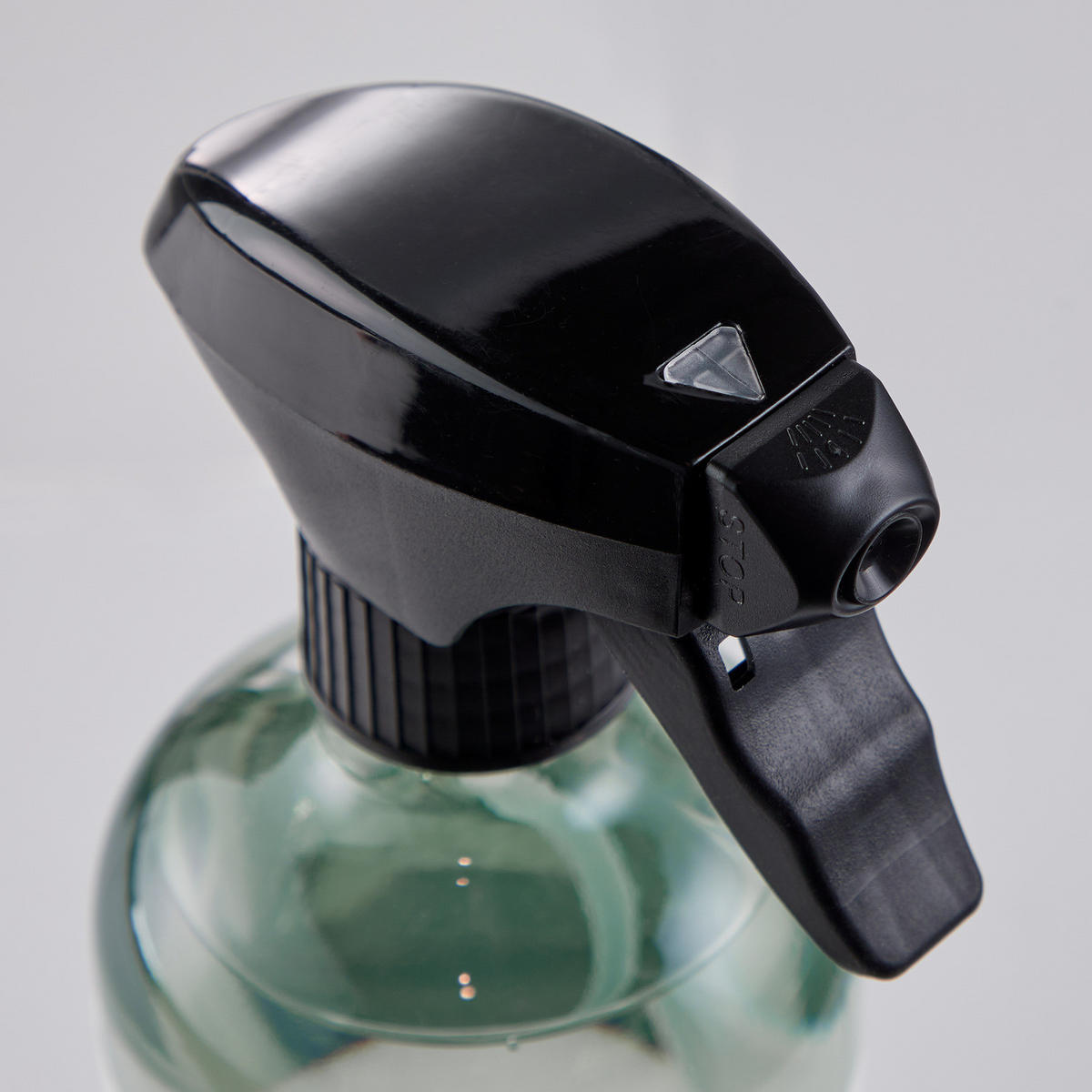 RAUMSPRAY Pure Poetry Early Spring - Salbeigrün, Glas/Kunststoff (7/21/7cm) - Butlers