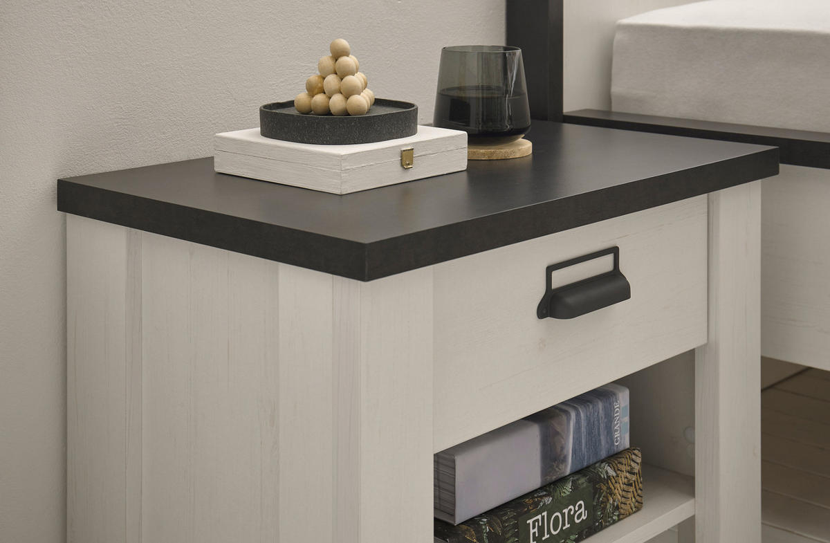 NACHTTISCH weiß Pinie und Anthrazit Landhaus, Nachtkommode mit Schubkasten 60 x 46 cm - Anthrazit/Weiß, Holzwerkstoff/Metall (60/46/39cm) - Furn.Design