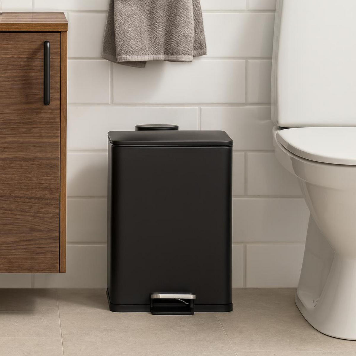 MÜLLEIMER aus Metall Delta 20 l 33/31/44,5 cm - Schwarz, Metall (31/44.5/33cm) - Bathroom solutions