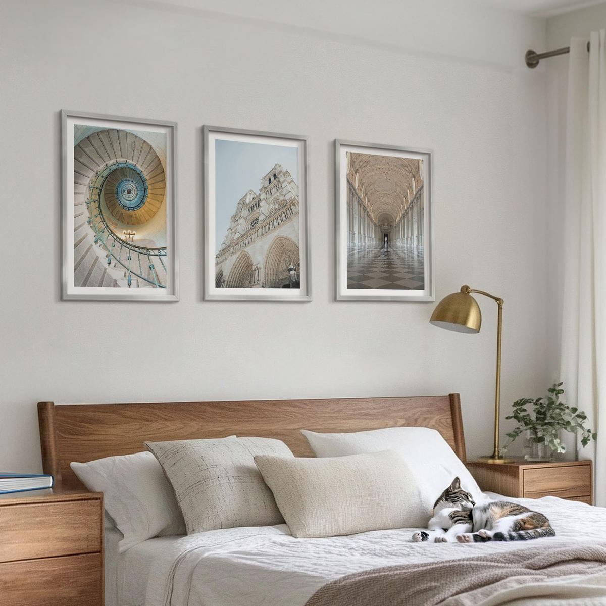 BILDER SET 3er Set - 40x60 cm Silberner Rahmen - Wendeltreppe der Kathedralenfassade - Silberfarben, Kunststoff (40/60cm) - TULUP