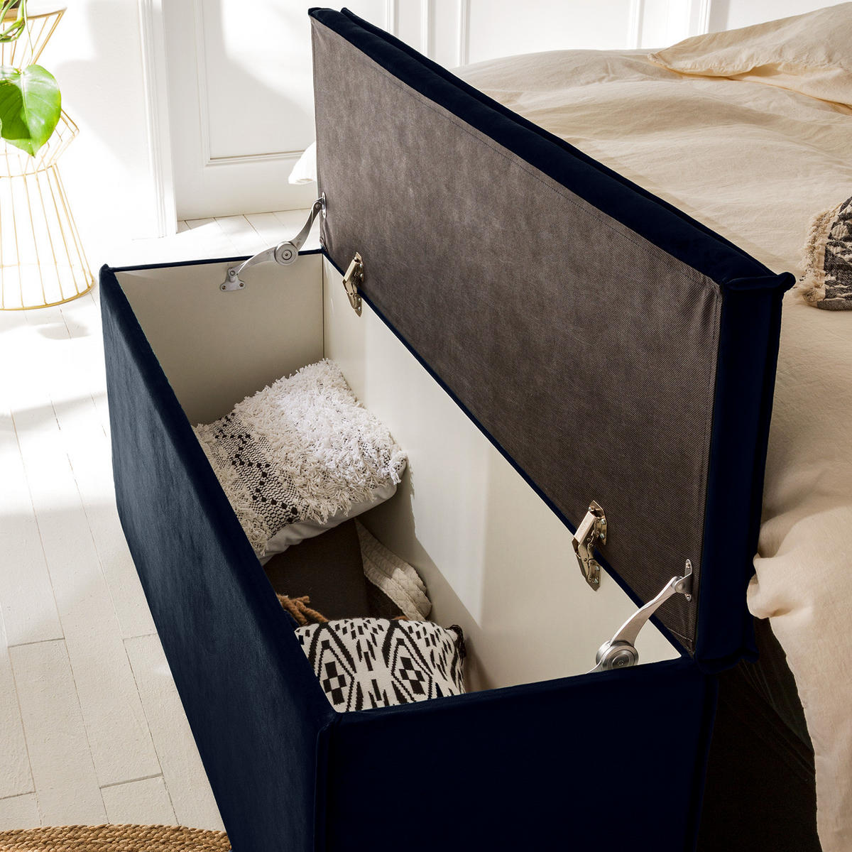 BETTTRUHE - Samt - Dunkelblau, Kunststoff/Textil (140/51/40cm) - home24