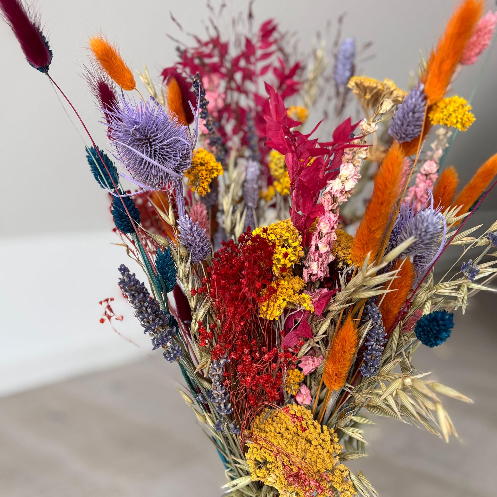 BUNTE Wiese - Trockenblumenstrauß für mehr Farbe in deinem Leben - 40 cm - Naturfarben, Naturmaterialien (40cm) - Lykke & You