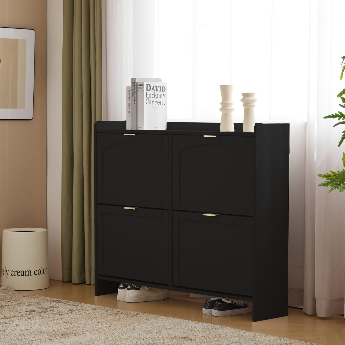 SCHUHSCHRANK Schwarz 110/24/90 cm mit 4 Klappen und offenen Fächern - Schwarz, Holzwerkstoff (110/90/24cm) - PANGIVO