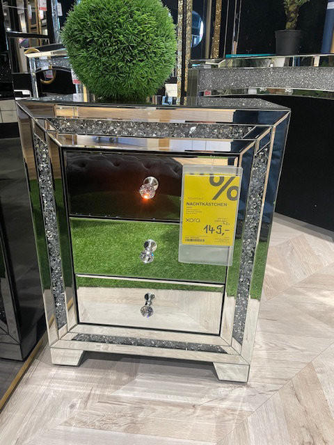 NACHKÄSTCHEN - Xora