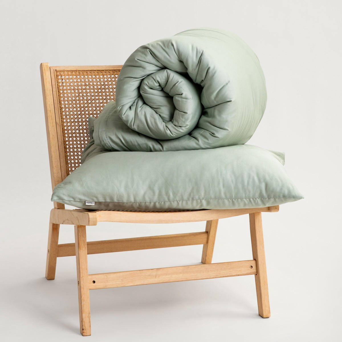 BETTWÄSCHE Avelia Pistazie 140/200 cm - Grün, Textil (140/200cm) - Homla