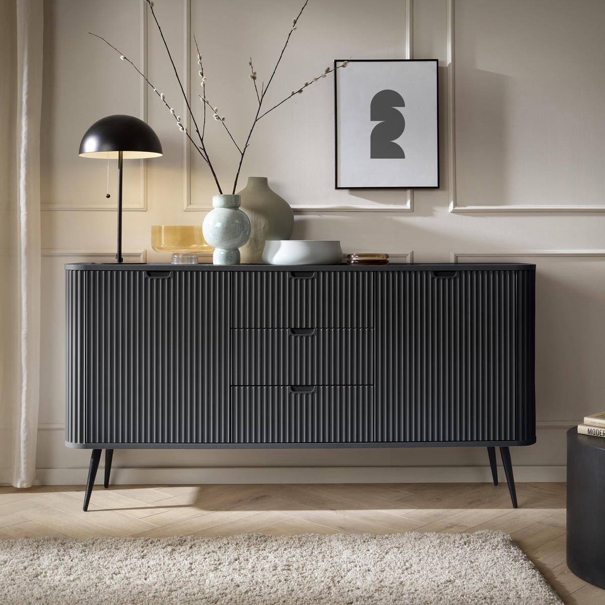 KOMMODE PORTO (Oval, Rillenfront, Schwarz Matt, Schwarze Füße) - Schwarz, Holz/Holzwerkstoff (168/87/39cm) - Ravio