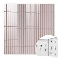SCHLÜSSELBOX Weiß 30x30 cm – Türöffnung nach rechts - Minimalistische Textur - Beige, Metall (30/30/5cm) - TULUP