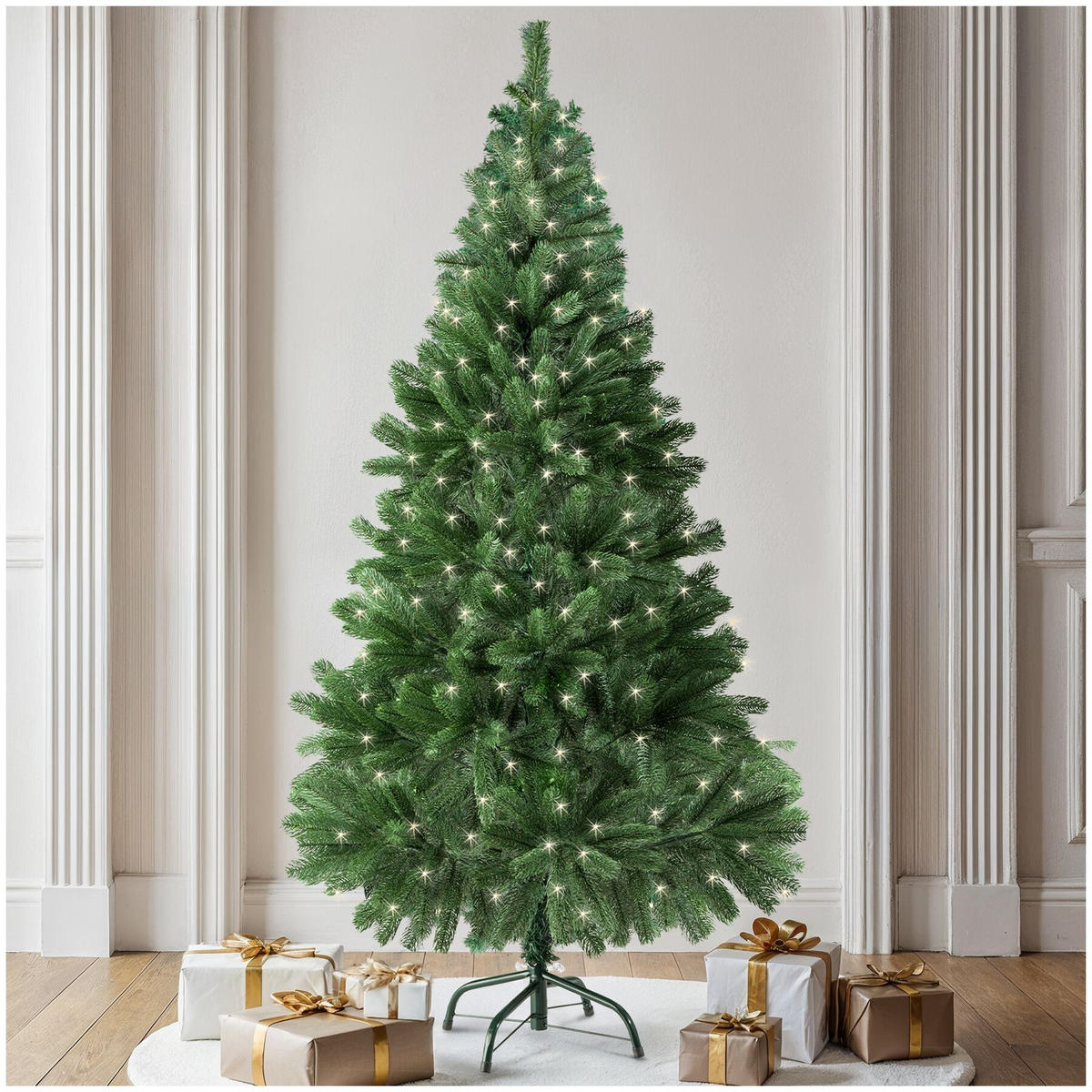SET WEIHNACHTSBAUM MIT LICHTERKETTE , inklusive Metallständer mit Kunststoffkappen, grün - Grün, Kunststoff (140cm) - tectake