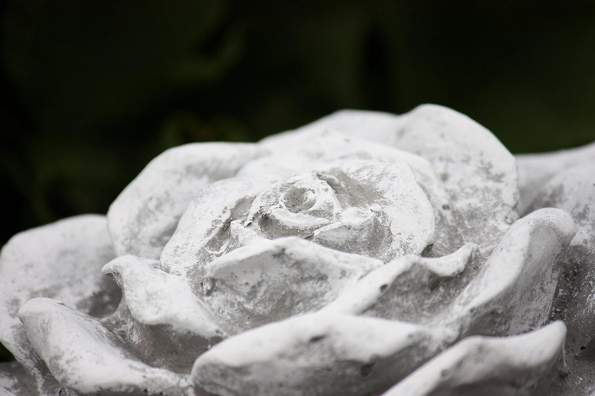 STEINFIGUR Stein Blüte groß, Frostfest, massiver Steinguss - Grau, Stein (15/8/15cm) - stoneandstyle