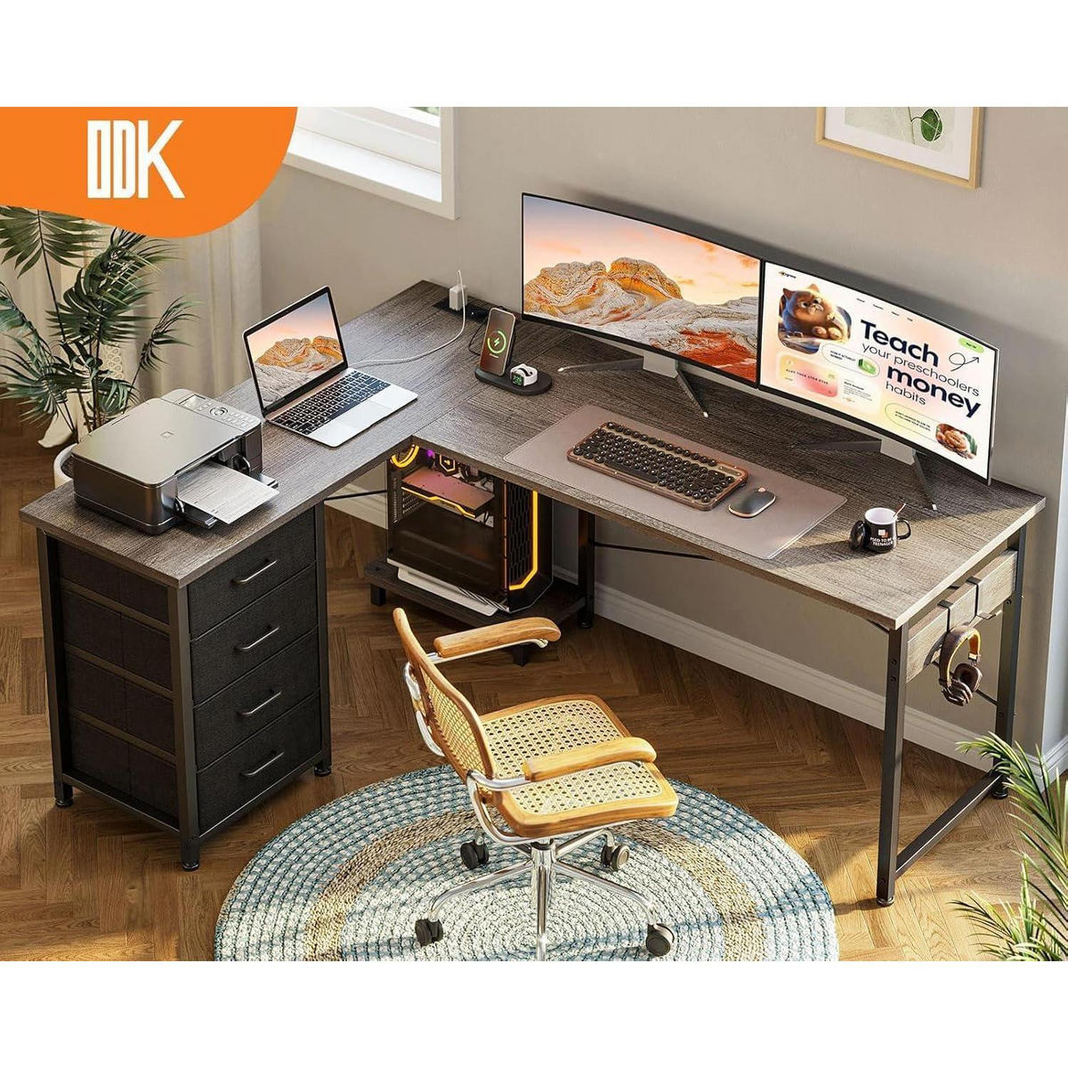 ECKSCHREIBTISCH mit Steckdose und USB 135 x 100 cm Graue Eiche - Grau, Holzwerkstoff (100/135/75.7cm)