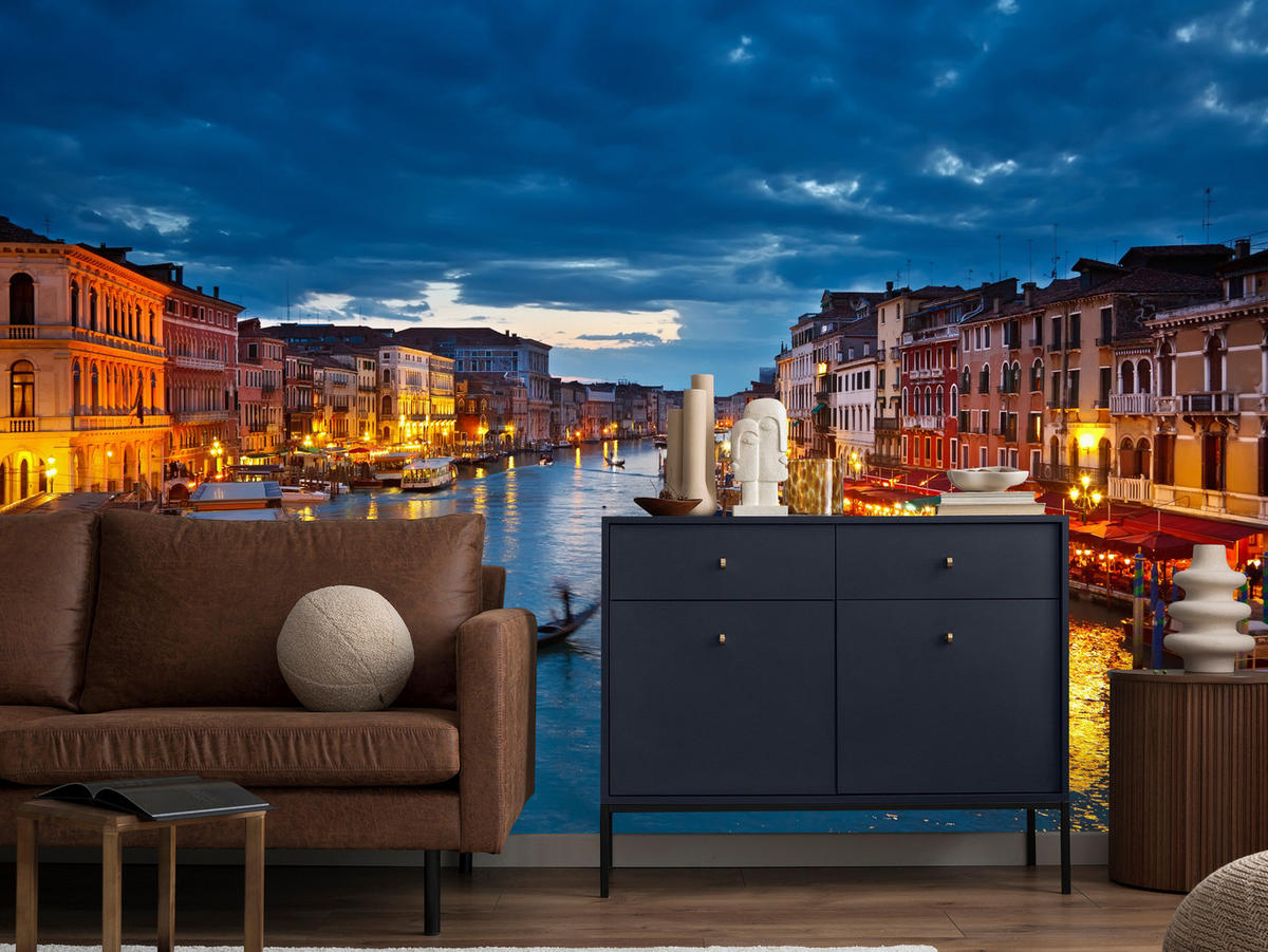 FOTOTAPETE für Büro Venezianischer Kanal Gondeln Abendstimmung Romantik 350x256 - Orange/Braun, Papier (350/256cm) - Muralo