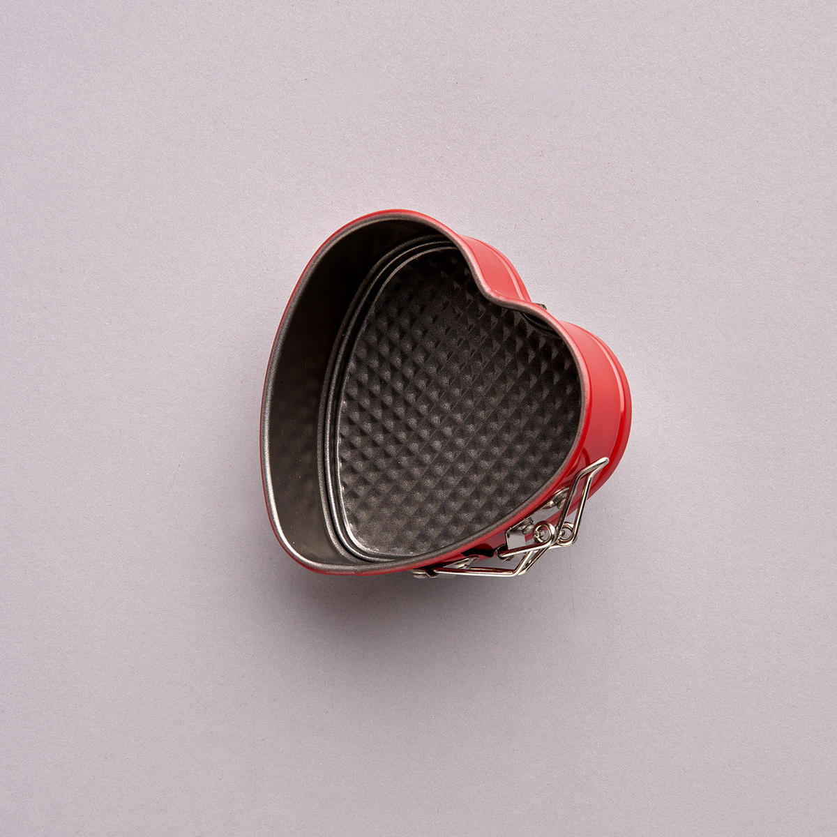 BACKFORM Sweetheart - Rot/Schwarz, Metall (12/4.5/12cm) - Butlers