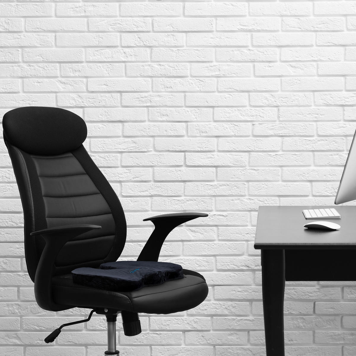 SITZKISSEN - Schwarz, Kunststoff/Textil (36/46/7cm) - Relaxdays