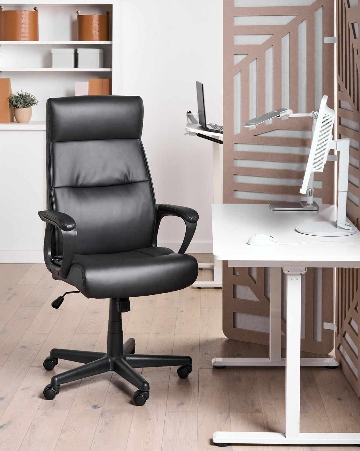 CHEFSESSEL Schwarz Guru - Schwarz, Kunststoff (65/114/73cm) - Beliani