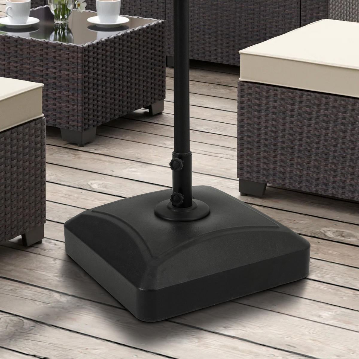 SONNENSCHIRMSTÄNDER mit Rollen aus HDPE in Schwarz quadratisch befüllbar 55 × 55 × 35 cm befüllt bis zu 35 kg - Schwarz, Metall (55/55cm) - Livingandhome