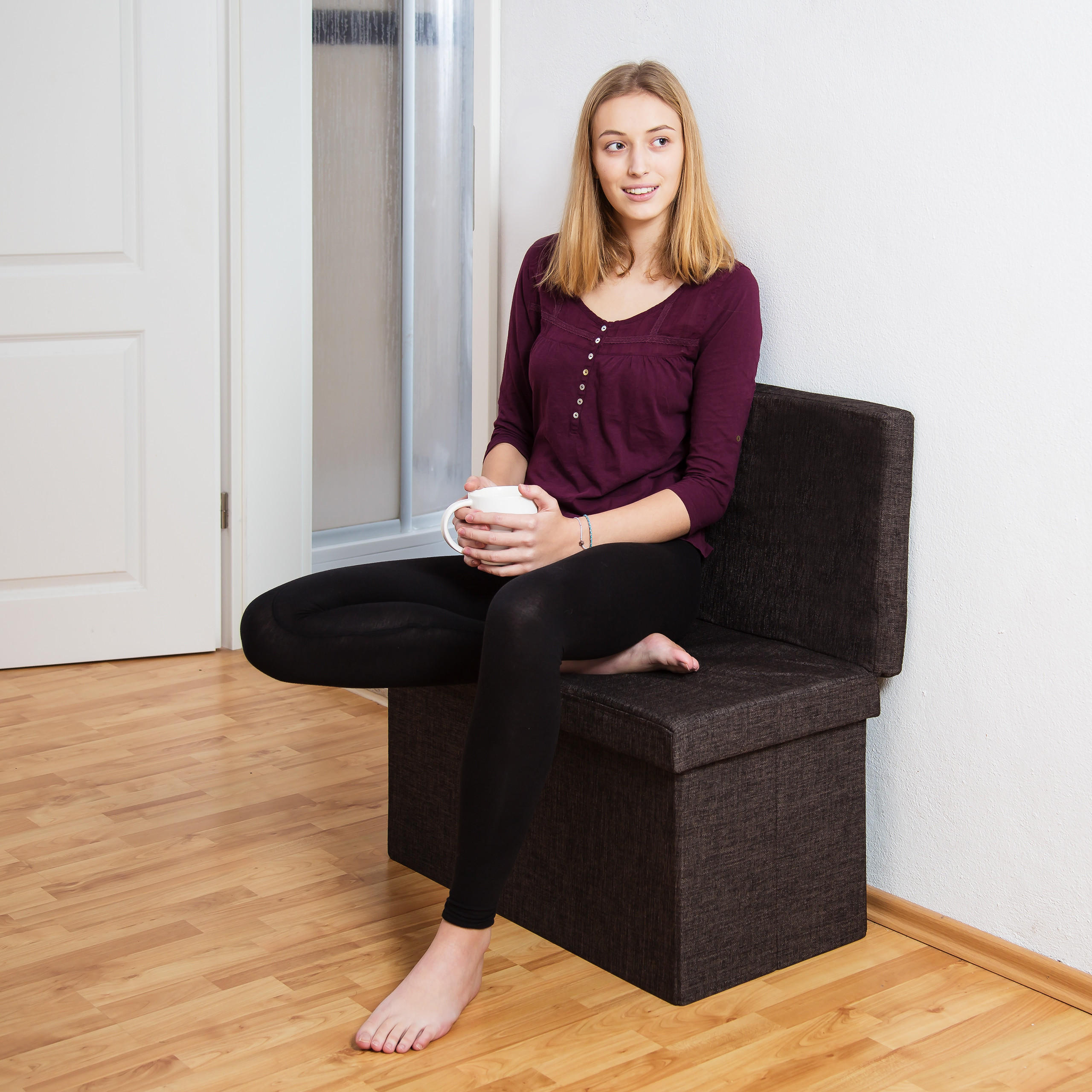 FALTBARER Sitzhocker - Braun, Holzwerkstoff/Textil (76/73/38cm) - Relaxdays