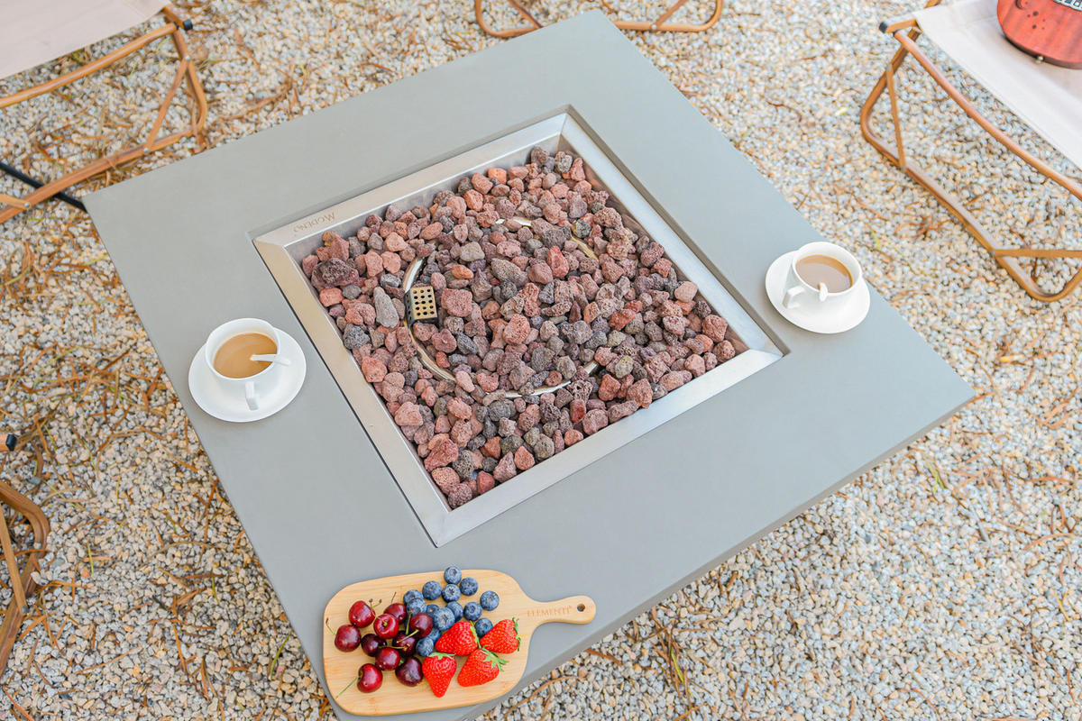 FEUERTISCH Westport Gasfeuerstelle aus GFRC-Beton 87/87/36 cm - Hellgrau, Stein (86/36/86cm) - Elementi