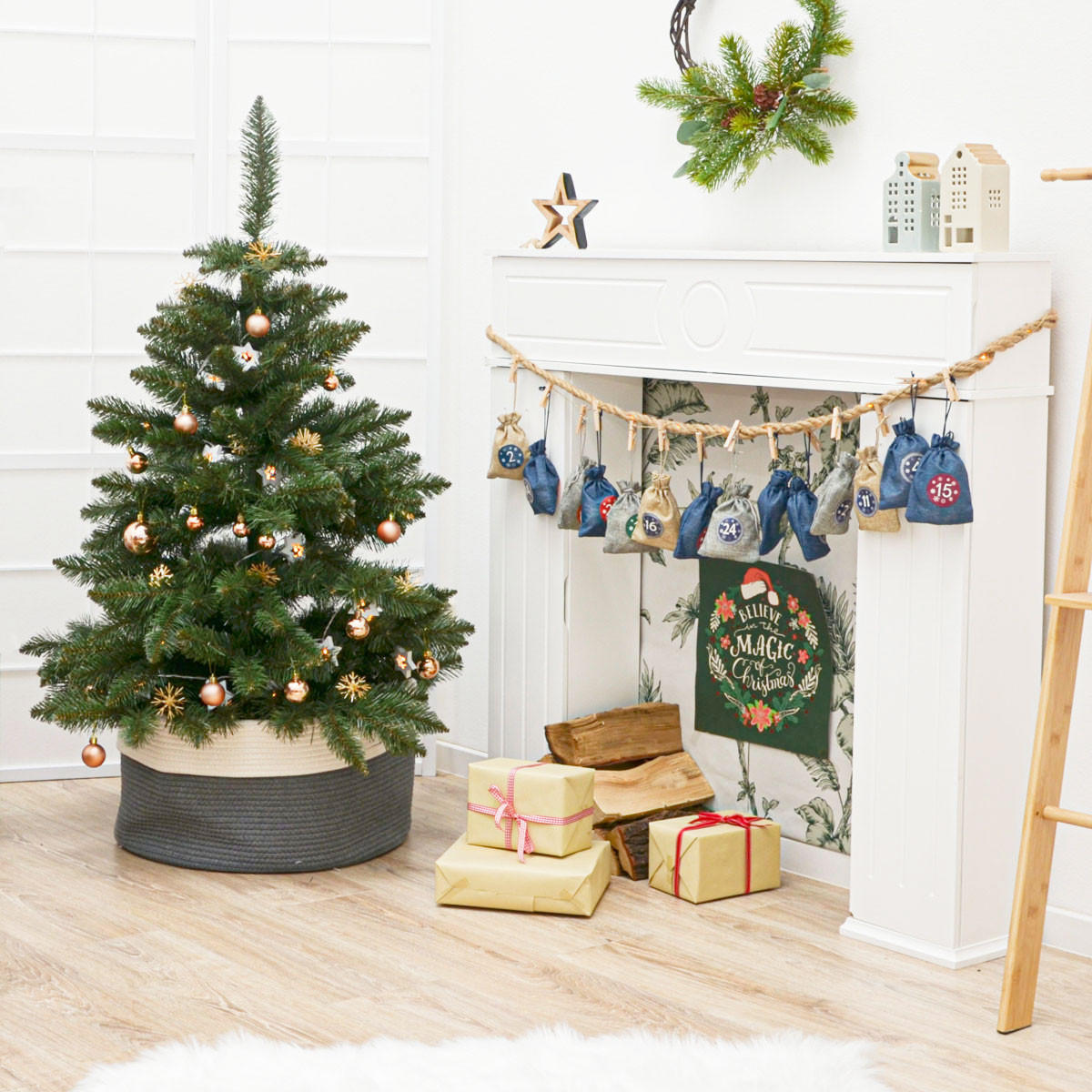 ADVENTSKALENDER zum Selbstbefüllen, 24 Geschenk-Säckchen Blau - Blau, Kunststoff (9.5/3/13cm) - Dunedesign