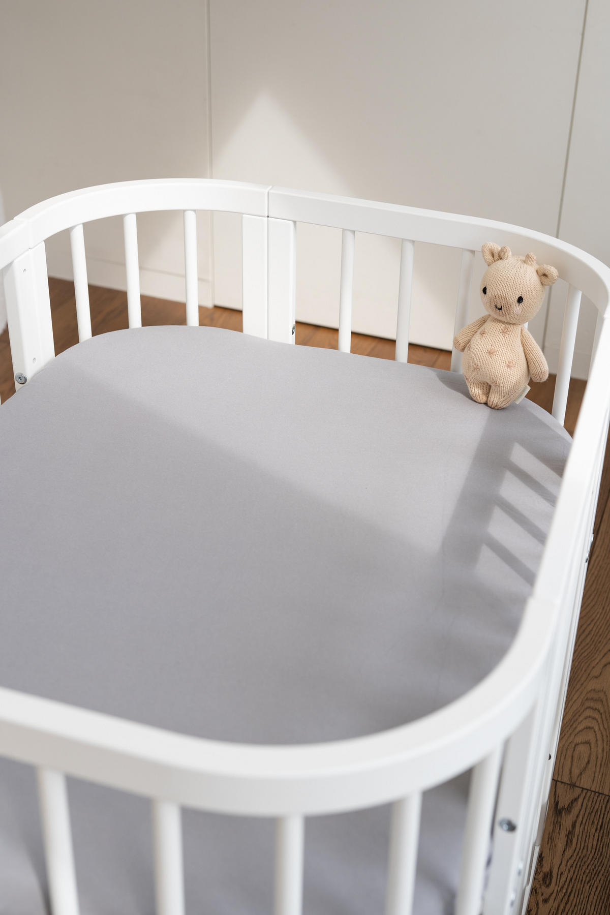 CEARȘAF cu elastic pentru bebe 5in1 - gri, material textil (65/93cm) - waldin
