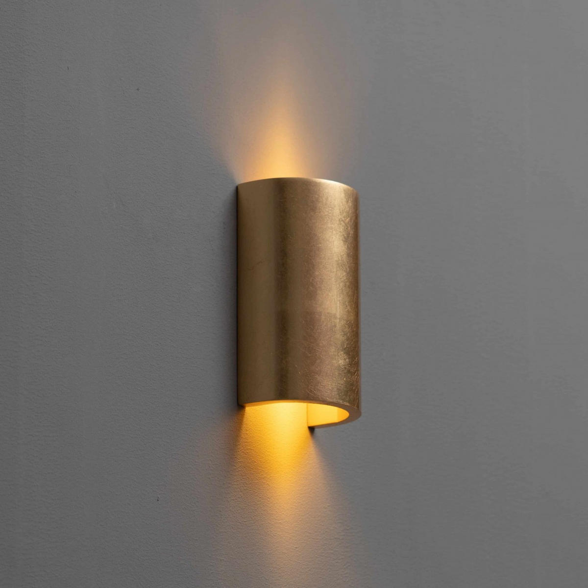 WANDLEUCHTE Aries, Gold / Messing, 18cm - Goldfarben, Naturmaterialien (7/18/10.1cm) - KOSILUM