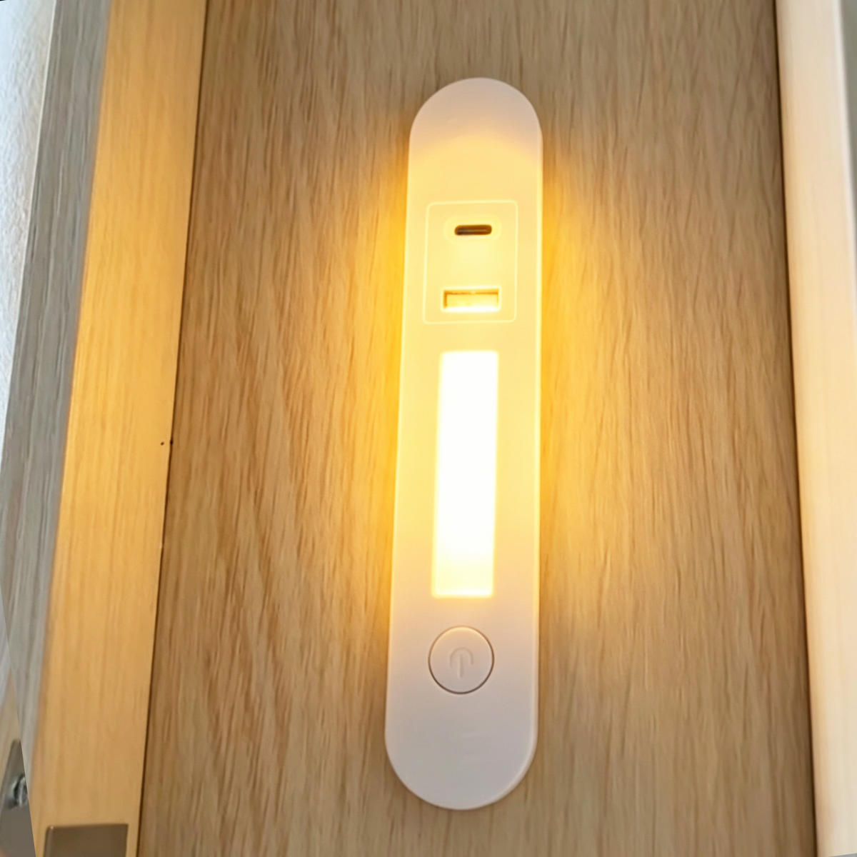 BETT 140/200 cm in Naturfarben mit Bettkasten, USB und Ablage Holz Design - Weiß/Naturfarben, Holzwerkstoff/Textil (140/200cm) - STILVORA