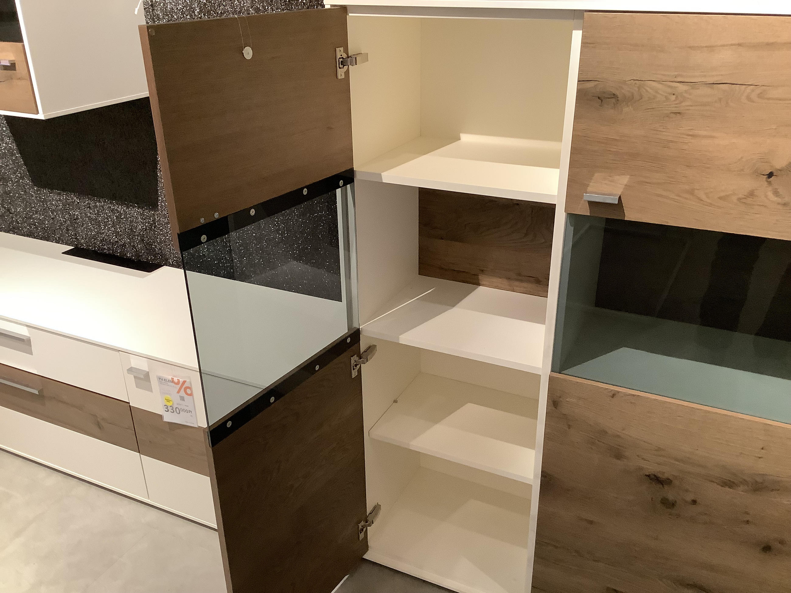 MEDIA700 FÉLMAGAS SZEKRÉNY-BUDAÖRS OUTLET - Moderano