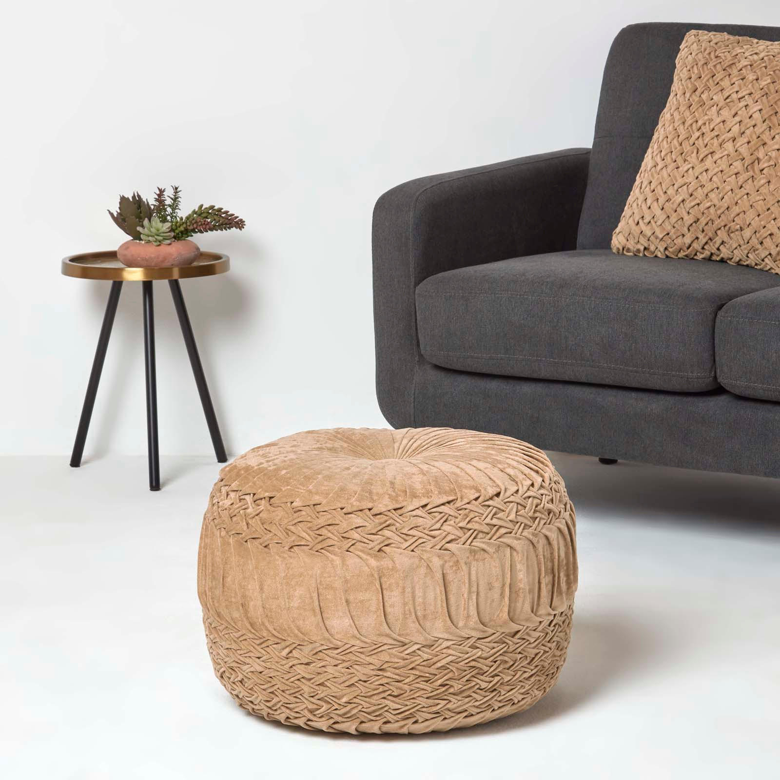 SAMT-POUF Sofia sand, plissiert in Flechtoptik, 50/50/35 cm - Sandfarben, Textil (50/35/50cm) - Homescapes