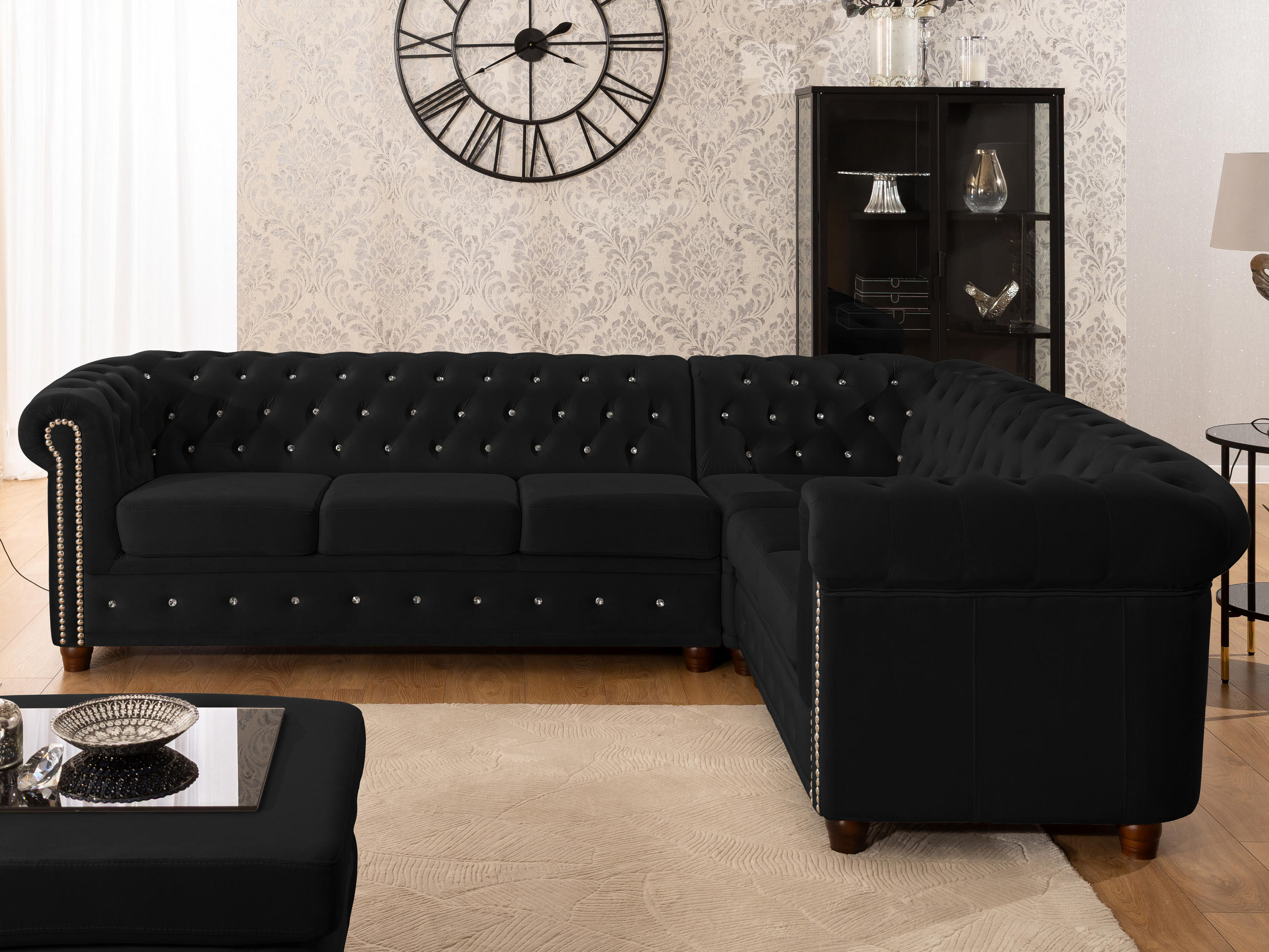 ECKSOFA Chesterfield Cleo Blink Schwarz Samt mit Kristallsteppung und braunen Massivholzfüßen - Ottomane Rechts - Schwarz/Braun, Holz/Textil (264/210cm) - S-Style Möbel