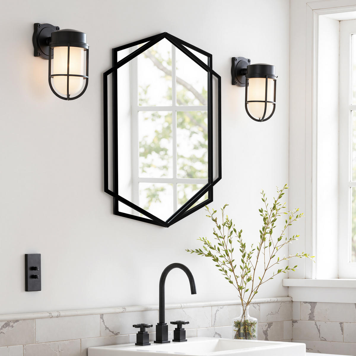 HEXAGON Wandspiegel Schwarz 71x50cm - Schwarz, Glas (3/71/48.5cm) - Hometopia