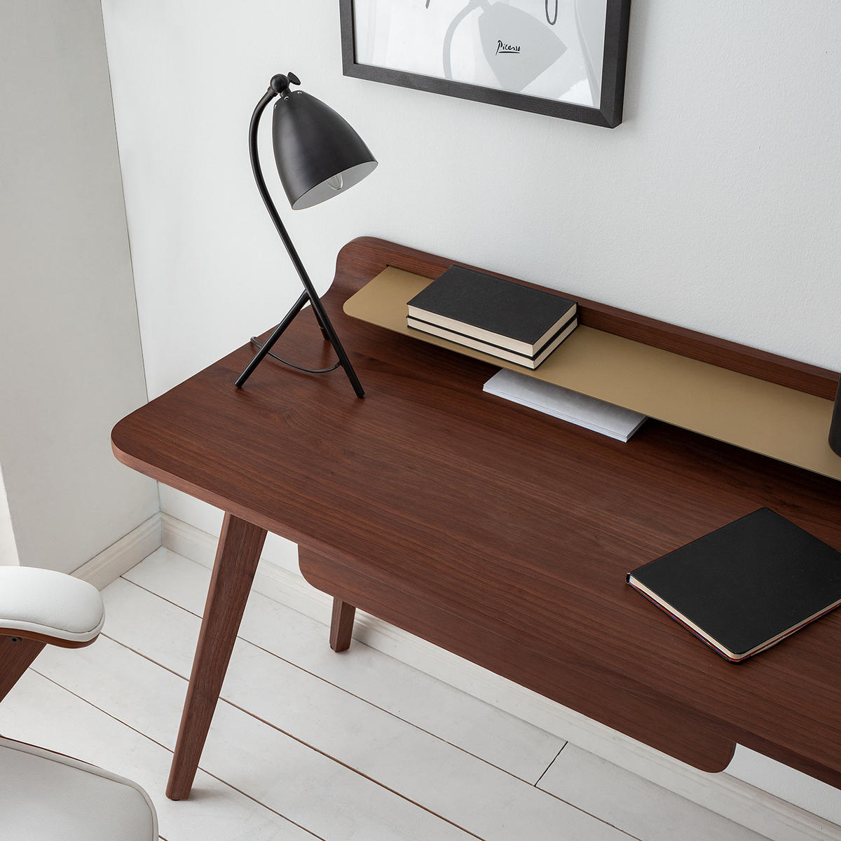 SCHREIBTISCH - Echtholzfurnier - Walnuss - Walnussfarben, Holzwerkstoff (55/120/82cm) - home24