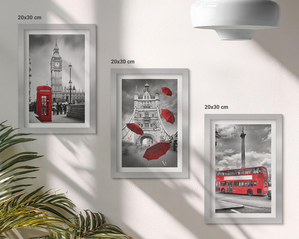 WANDBILDER 3er Set - 20x30 cm Silberner Rahmen - Roter Regenschirmstand und Londoner Bus - Silberfarben, Kunststoff (20/30cm) - ArtPrintCave
