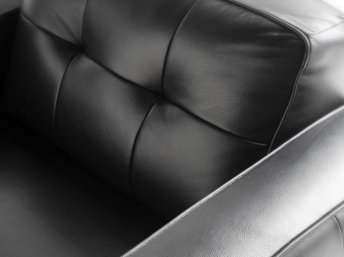 CHESTER-SESSEL aus schwarzem Leder - Schwarz/Braun, Leder/Holz (112/78/95cm) - ANGEL CERDA