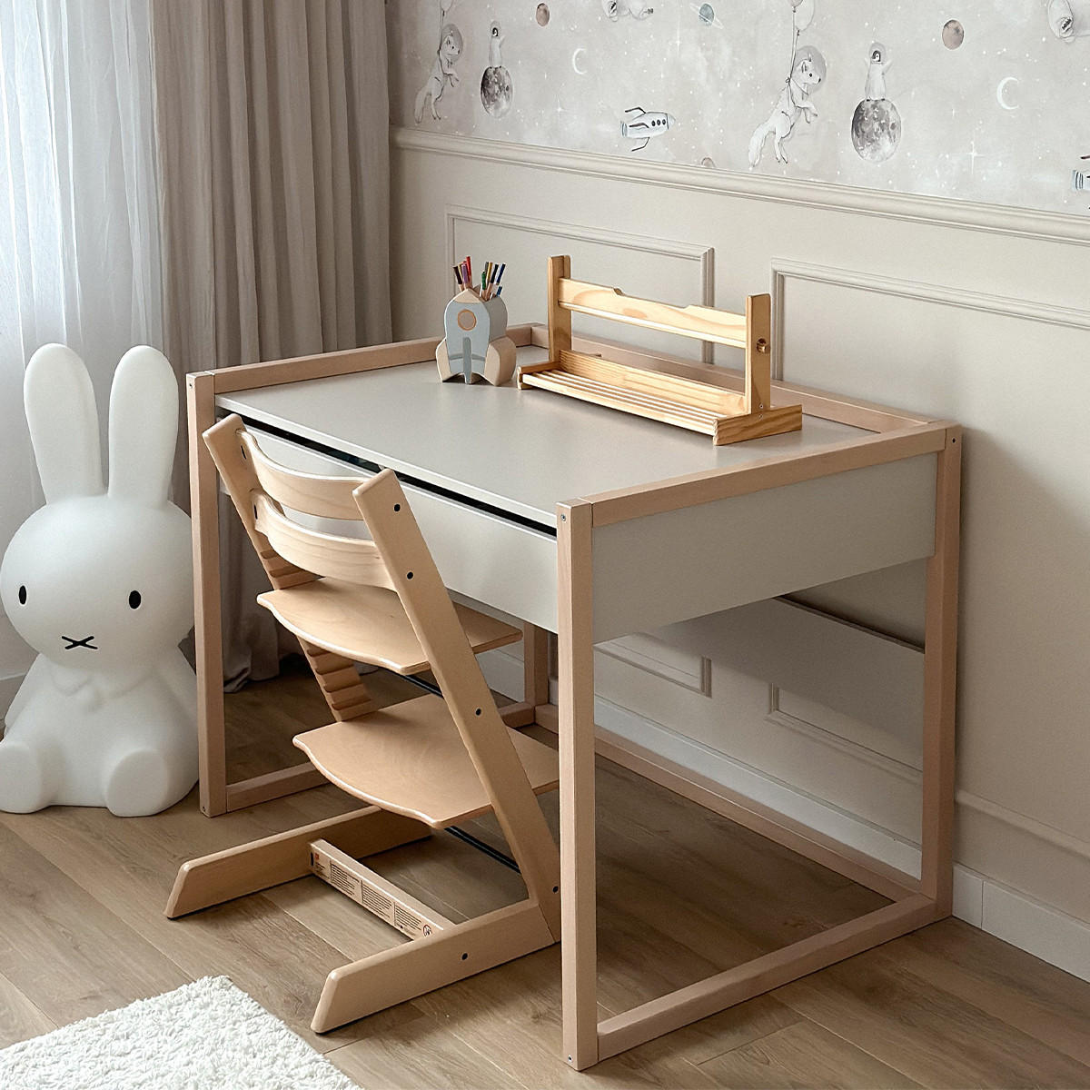 PSACÍ STŮL Romy Béžová - béžová, kompozitní dřevo (73.5/107/78.5cm) - Petits-meubles