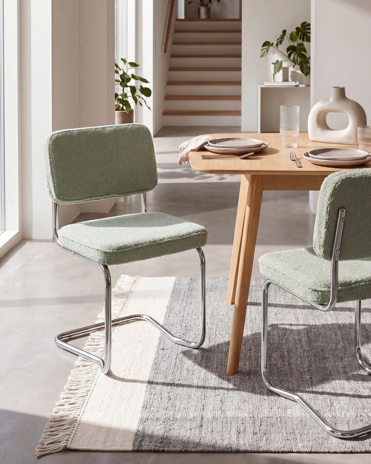 ESSZIMMERSTUHL 2er-Set Bouclé Hellgrün Irwin - Hellgrün, Textil (50/85/53cm) - Beliani