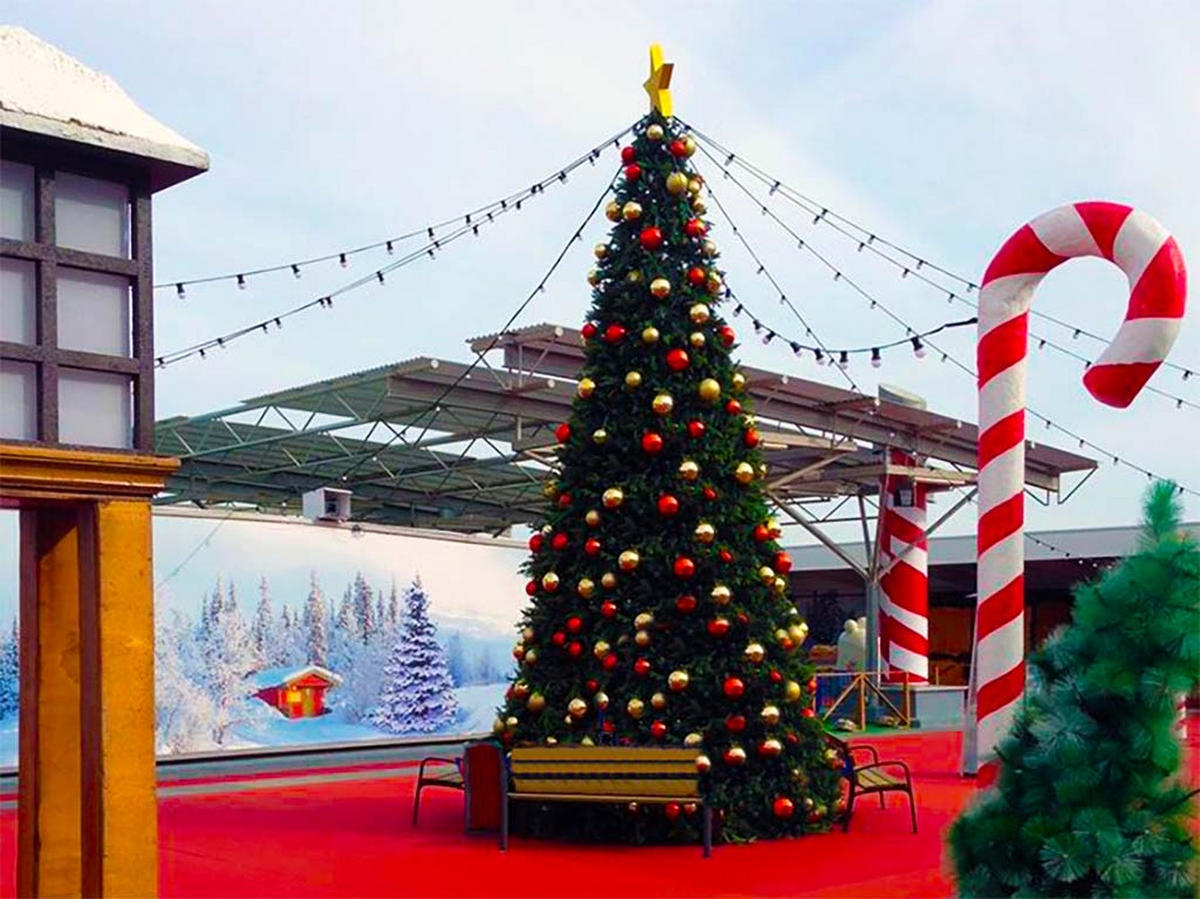 LAALU WEIHNACHTSBAUM künstlich DELUXE Bernard 500 cm, GIGANT Tannenbaum Christbaum Kunstbaum Dekobaum mit Metallständer - Grün, Kunststoff (500cm) - LAALU