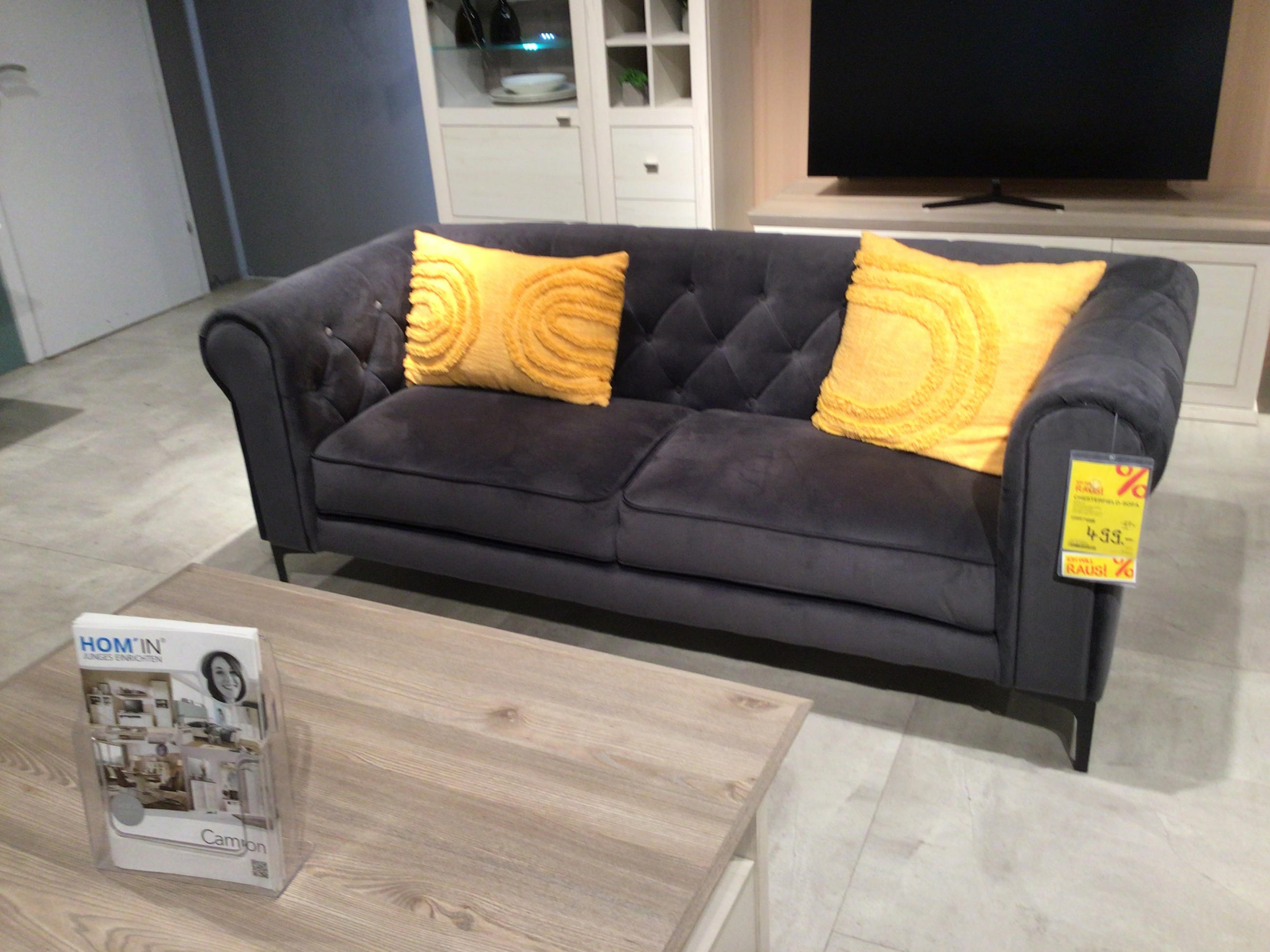 CHESTERFIELD-SOFA - Carryhome